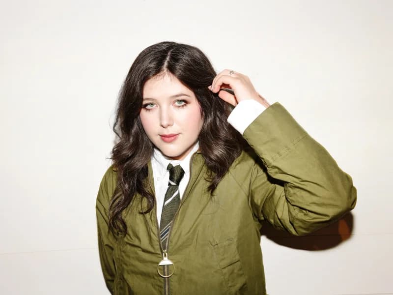 Lucy Dacus - Planting Tomatoes